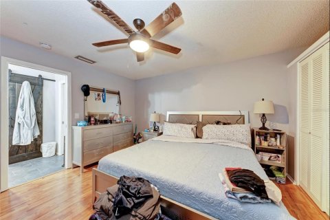 House in Sarasota, Florida 3 bedrooms, 143.63 sq.m. № 1797140 - photo 13