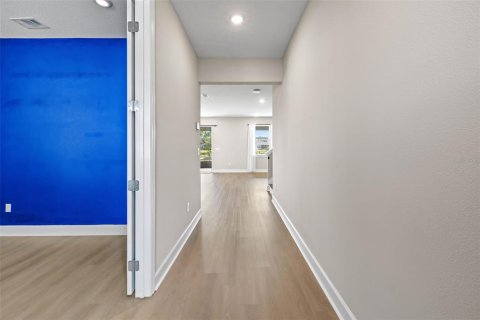 Villa ou maison à vendre à Wesley Chapel, Floride: 4 chambres, 241.64 m2 № 1677855 - photo 6