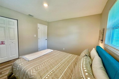 House in Melbourne, Florida 5 bedrooms, 205.13 sq.m. № 2324107 - photo 24