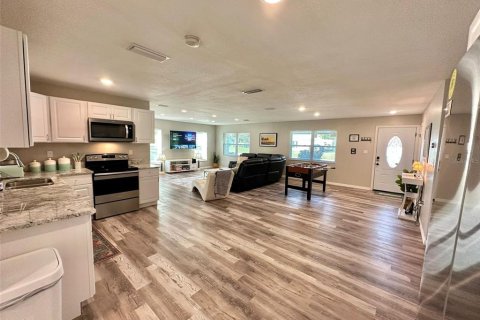 House in Melbourne, Florida 5 bedrooms, 205.13 sq.m. № 2324107 - photo 19