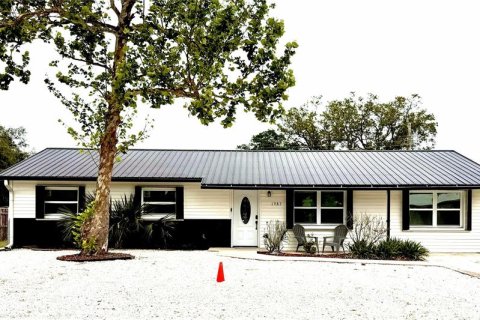 Casa en Melbourne, Florida 5 dormitorios, 205.13 m2 № 2324107