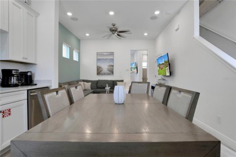 Casa en venta en Kissimmee, Florida, 4 dormitorios, 130.99 m2 № 1810817 - foto 11
