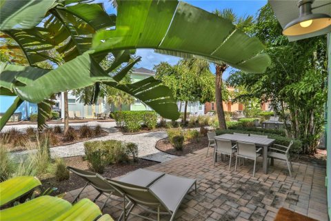 Casa en venta en Kissimmee, Florida, 4 dormitorios, 130.99 m2 № 1810817 - foto 2