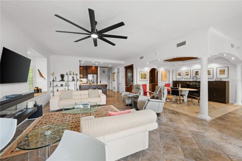 Condo in Sarasota, Florida, 3 bedrooms  № 1531125 - photo 5