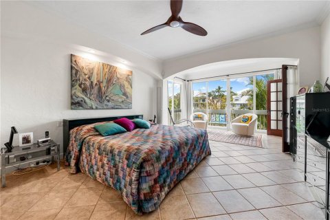 Condo in Sarasota, Florida, 3 bedrooms  № 1531125 - photo 11