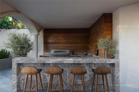 Condo in Miami Beach, Florida, 5 bedrooms  № 1706566 - photo 24