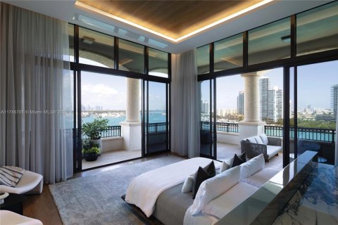 Condo in Miami Beach, Florida, 5 bedrooms  № 1706566 - photo 14