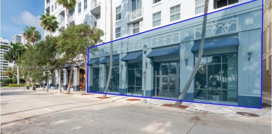 Immobilier commercial à West Palm Beach, Floride № 1756693
