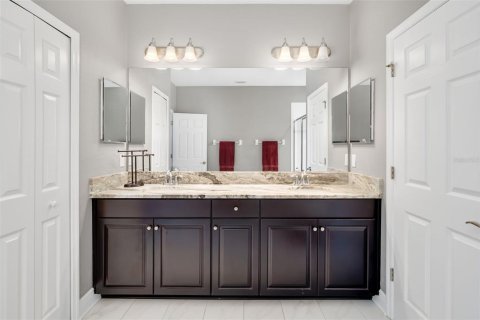 Adosado en venta en Sarasota, Florida, 3 dormitorios, 177.44 m2 № 2258476 - foto 21