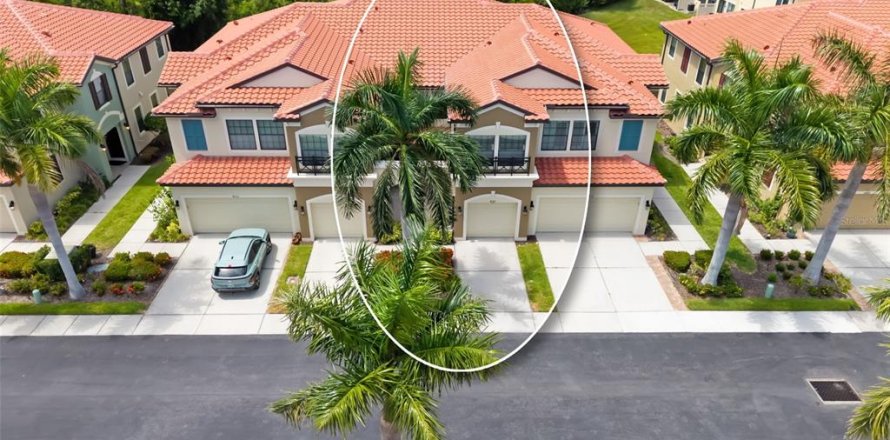 Adosado en Sarasota, Florida 3 dormitorios, 177.44 m2 № 2258476