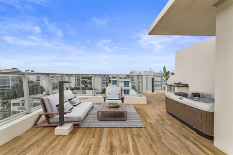 Condo in Bay Harbor Islands, Florida, 4 bedrooms  № 2309760