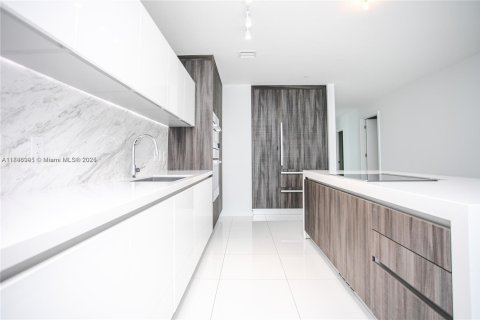 Copropriété à louer à Miami, Floride: 3 chambres, 204.76 m2 № 1850728 - photo 8