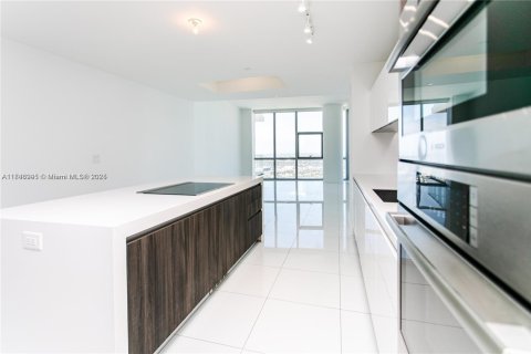 Copropriété à louer à Miami, Floride: 3 chambres, 204.76 m2 № 1850728 - photo 6