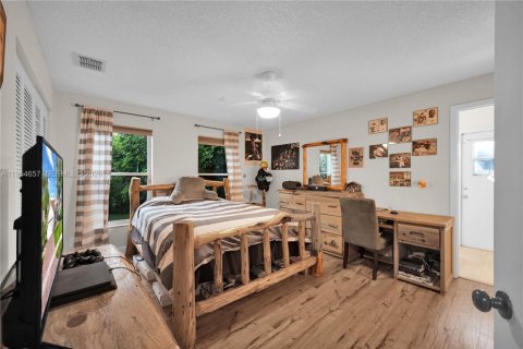 Casa en venta en Davie, Florida, 5 dormitorios, 276.85 m2 № 2010291 - foto 26