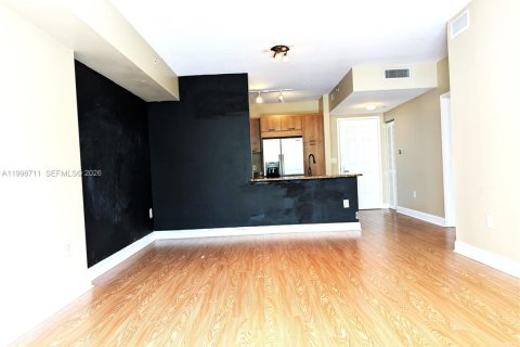 Condo in Plantation, Florida, 1 bedroom  № 2060556 - photo 5