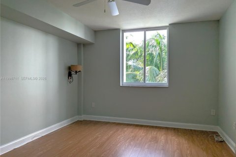 Condo in Plantation, Florida, 1 bedroom  № 2060556 - photo 9