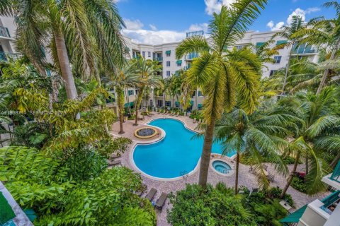 Condo in Plantation, Florida, 1 bedroom  № 2060556 - photo 6