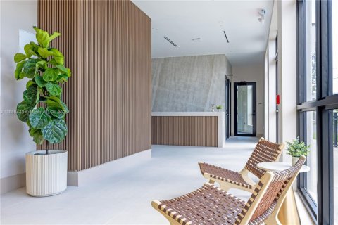 Снять в аренду квартиру в Майами, Флорида 1 спальня, № 2015501 - фото 2