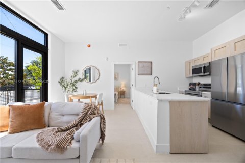 Снять в аренду квартиру в Майами, Флорида 1 спальня, № 2015501 - фото 4