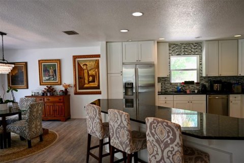 House in Haines City, Florida 3 bedrooms, 276.48 sq.m. № 1792287 - photo 6