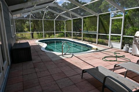 House in Haines City, Florida 3 bedrooms, 276.48 sq.m. № 1792287 - photo 27