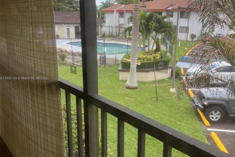Copropriété à vendre à Miami, Floride: 2 chambres, 108.6 m2 № 1946777 - photo 25