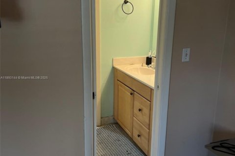 Copropriété à vendre à Miami, Floride: 2 chambres, 108.6 m2 № 1946777 - photo 15