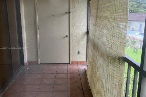 Copropriété à vendre à Miami, Floride: 2 chambres, 108.6 m2 № 1946777 - photo 24