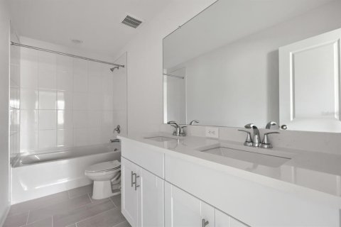 Casa en venta en Brooksville, Florida, 4 dormitorios, 201.41 m2 № 2207122 - foto 25