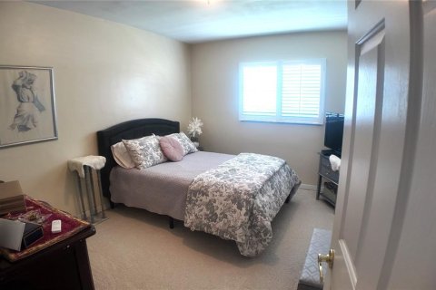 House in Tampa, Florida 4 bedrooms, 179.58 sq.m. № 1911160 - photo 19