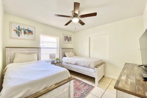 Casa en alquiler en Tampa, Florida, 3 dormitorios, 138.52 m2 № 1833361 - foto 9