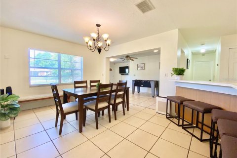 Casa en alquiler en Tampa, Florida, 3 dormitorios, 138.52 m2 № 1833361 - foto 3