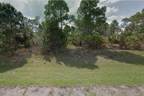 Terreno en venta en North Port, Florida № 2233423 - foto 4