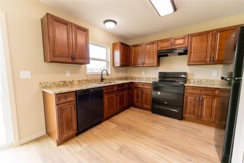 House in Ocklawaha, Florida 3 bedrooms, 123.65 sq.m. № 1688315 - photo 30