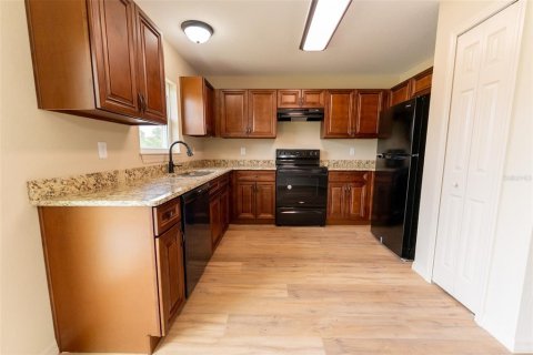 House in Ocklawaha, Florida 3 bedrooms, 123.65 sq.m. № 1688315 - photo 29