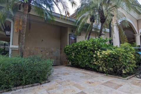 Condo in Pembroke Pines, Florida, 1 bedroom  № 1983862 - photo 27