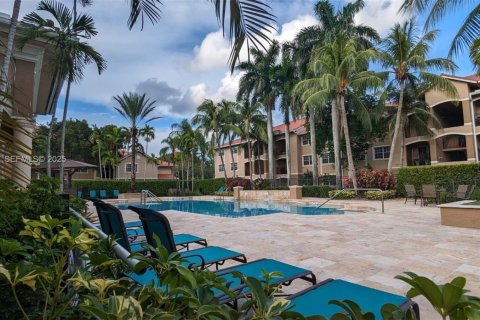 Condo in Pembroke Pines, Florida, 1 bedroom  № 1983862 - photo 26