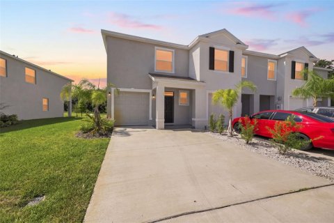 Townhouse in Wesley Chapel, Florida 3 bedrooms, 163.32 sq.m. № 2321392