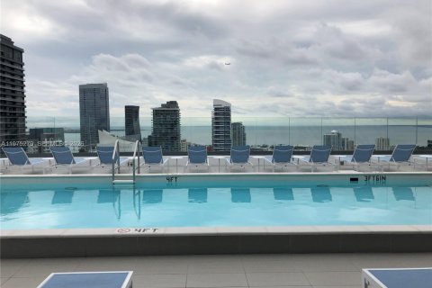 Condo in Miami, Florida, 1 bedroom  № 2041131 - photo 21