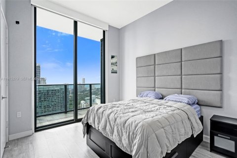 Condo in Miami, Florida, 1 bedroom  № 2041131 - photo 12