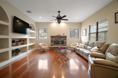 Villa ou maison à louer à Clermont, Floride: 4 chambres, 365.2 m2 № 1909897 - photo 15