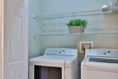 House in Port Orange, Florida 3 bedrooms, 163.69 sq.m. № 1518682 - photo 19