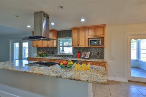 House in Port Orange, Florida 3 bedrooms, 163.69 sq.m. № 1518682 - photo 8