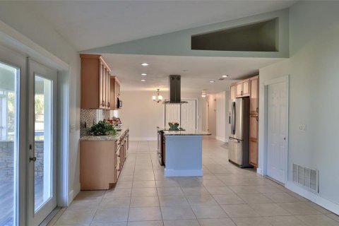 House in Port Orange, Florida 3 bedrooms, 163.69 sq.m. № 1518682 - photo 12