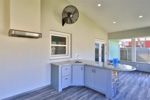House in Port Orange, Florida 3 bedrooms, 163.69 sq.m. № 1518682 - photo 16