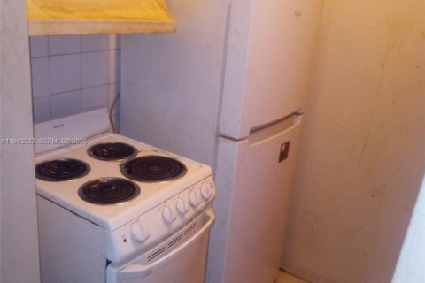 Appartement à Hollywood, Floride 1 chambre, 192.68 m2 № 2025758