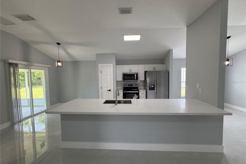 Villa ou maison à louer à Palm Coast, Floride: 3 chambres, 146.32 m2 № 2092933 - photo 3