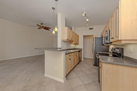 Condo in Venice, Florida, 3 bedrooms № 2404769 - photo 15