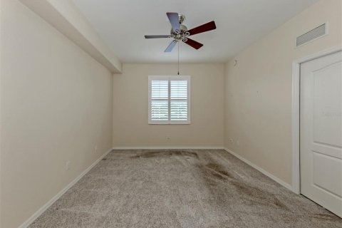 Condo in Venice, Florida, 3 bedrooms № 2404769 - photo 28