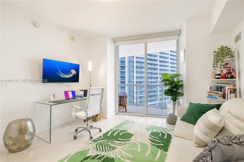 Condominio en alquiler en Miami, Florida, 2 dormitorios, 139.35 m2 № 2026897 - foto 11